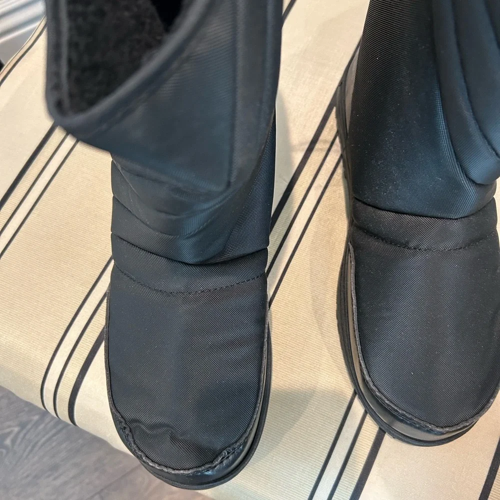 Men's Black Boat Shoes - Padded Black